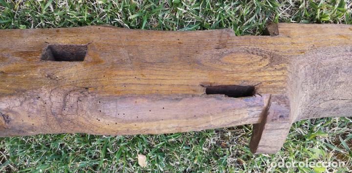 Antig&uuml;edades: ANTIGUO YUGO DE MADERA 135 CM. DE LARGO - Foto 6