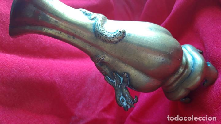 Antig&uuml;edades: Jarron oriental de bronce - Foto 2