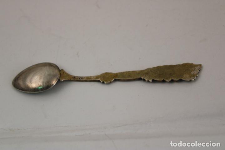 Antig&uuml;edades: cucharilla en plata de ley 800 - Foto 2