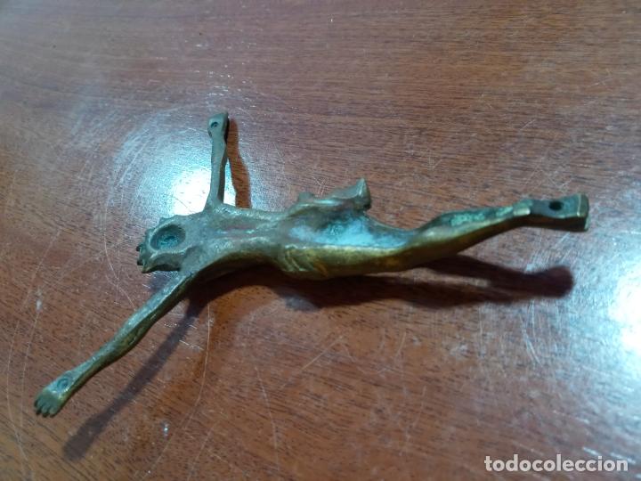 Antig&uuml;edades: Antiguo cristo de bronce - Foto 8