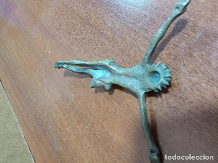 Antig&uuml;edades: Antiguo cristo de bronce - Foto 9