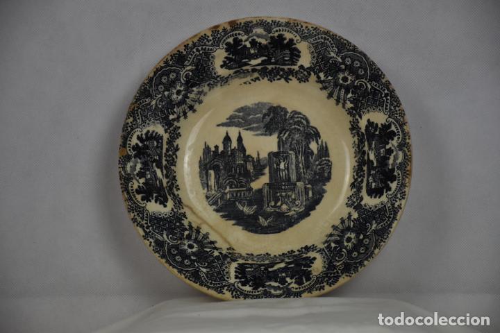 Antig&uuml;edades: Plato hondo &rdquo;La Cartuja&rdquo; Pickman - Foto 1