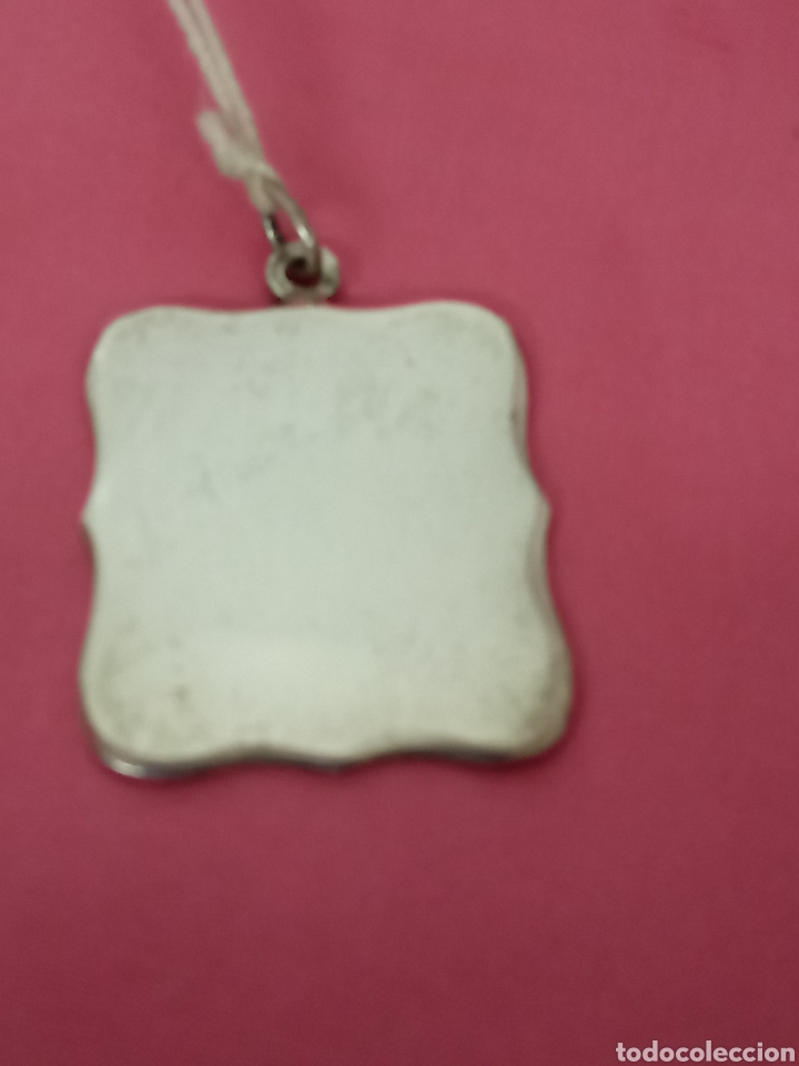 Antig&uuml;edades: colgante placa plata + - Foto 1