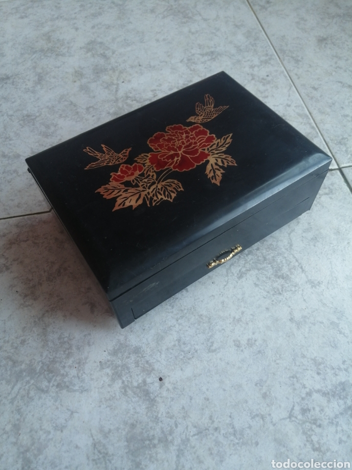 Antig&uuml;edades: Caja joyero musical cisnes - Foto 2