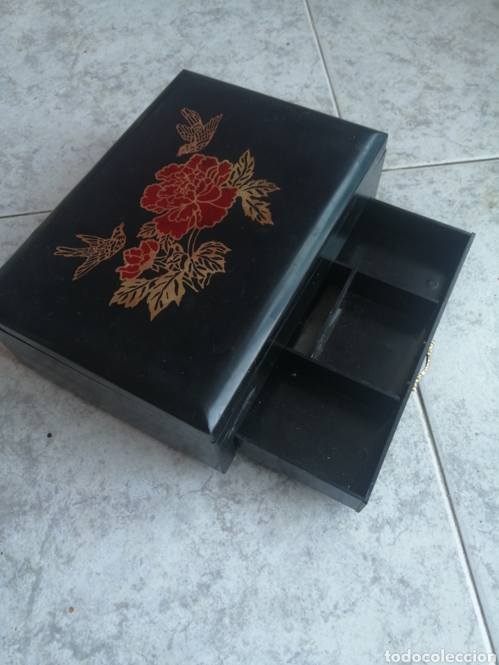 Antig&uuml;edades: Caja joyero musical cisnes - Foto 3