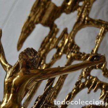 Antig&uuml;edades: Crucifijo de bronce #27# - Foto 2