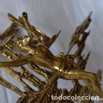 Antig&uuml;edades: Crucifijo de bronce #27# - Foto 7