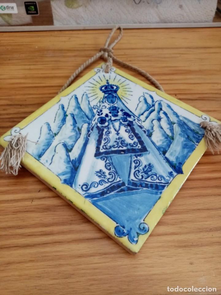 Antig&uuml;edades: Baldosa de la Virgen de Montserrat - Foto 1