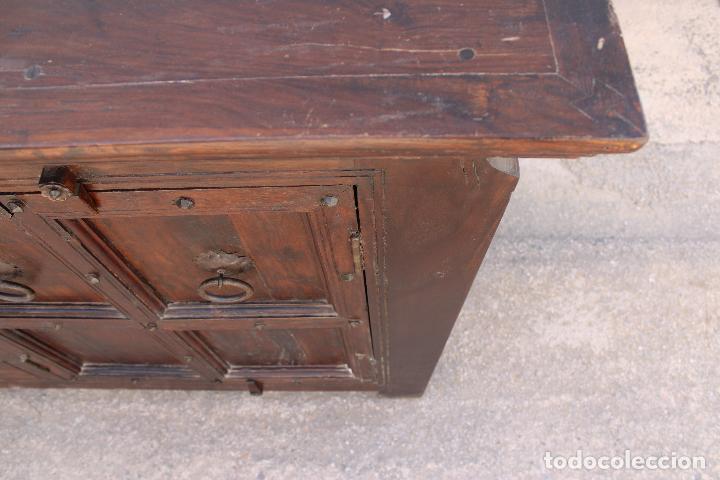 Antig&uuml;edades: aparador rustico antiguo - Foto 15