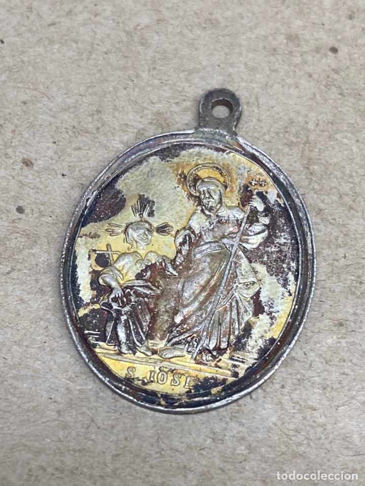 Antig&uuml;edades: Medalla de plata religiosa - Foto 2