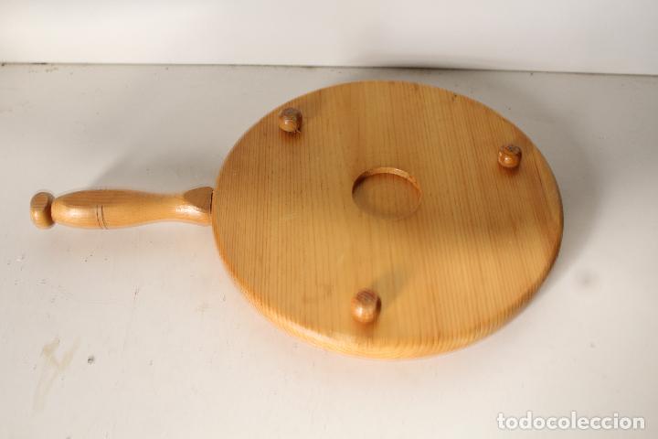Antig&uuml;edades: posaplato madera y ceramica - Foto 2