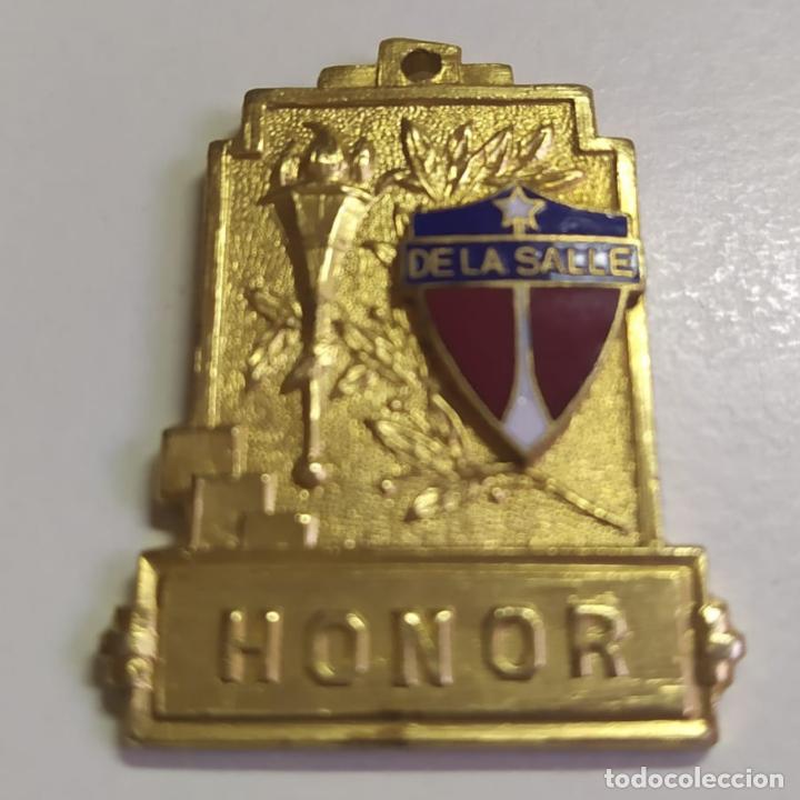 Antig&uuml;edades: Medalla de HONOR del Colegio La Salle - Foto 1