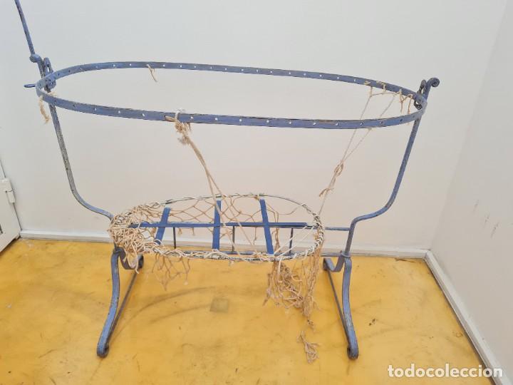Antig&uuml;edades: Antigua cuna de hierro - Foto 5