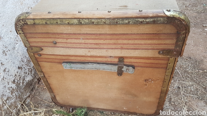 Antig&uuml;edades: Antiguo baul ideal para mesa - Foto 2