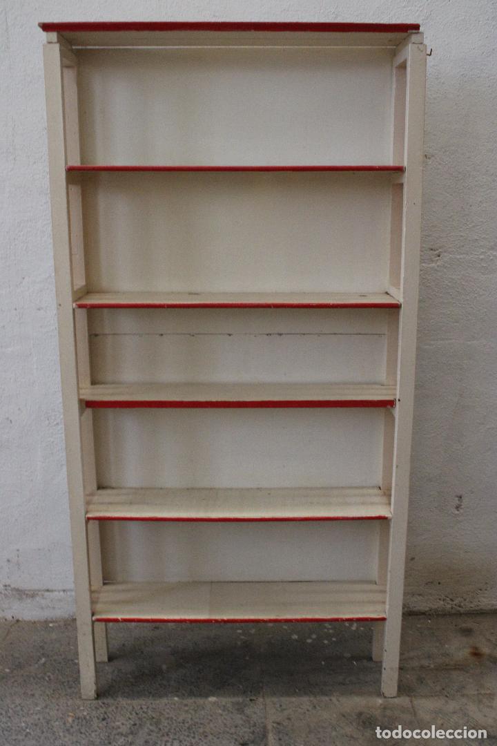 Antig&uuml;edades: mueble extanteria antigua de madera repintada - Foto 7