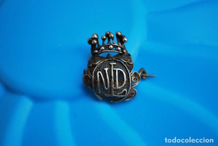 Antig&uuml;edades: ANTIGUO BROCHE DE LURDES EN PLATA - Foto 1