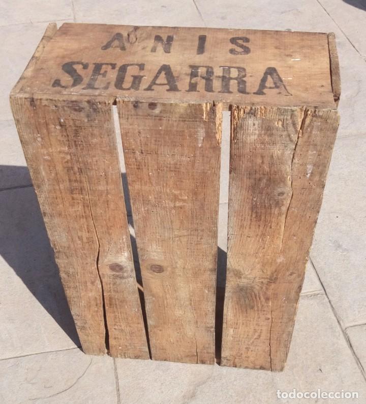 Antig&uuml;edades: caja madera 1 Segarra - Foto 1