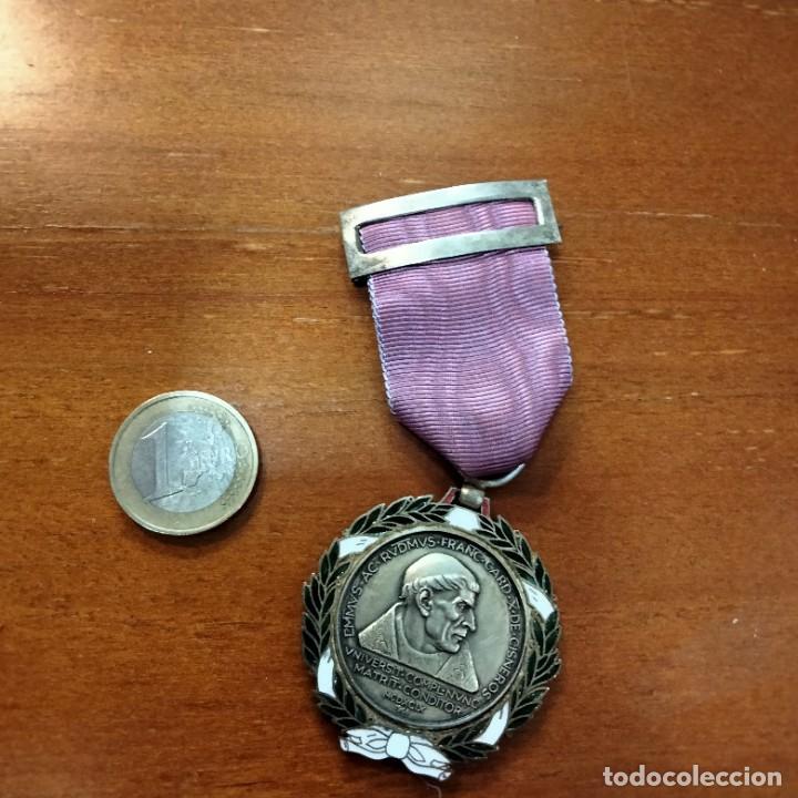 Antig&uuml;edades: Medalla del cardenal Cisneros - Foto 1