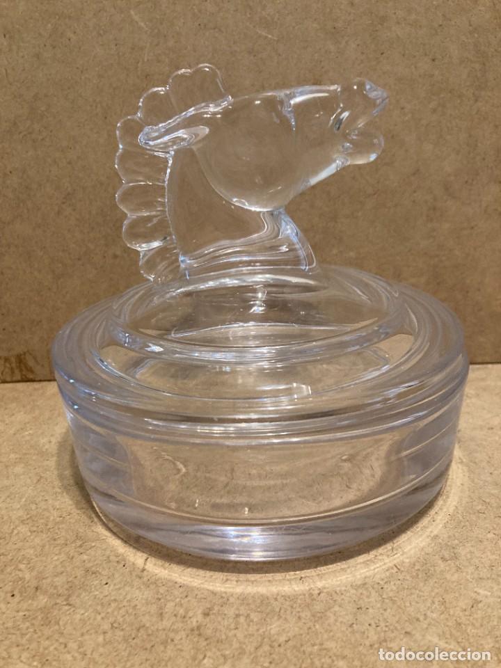 Antig&uuml;edades: Bombonera de cristal de Sevres - Foto 3