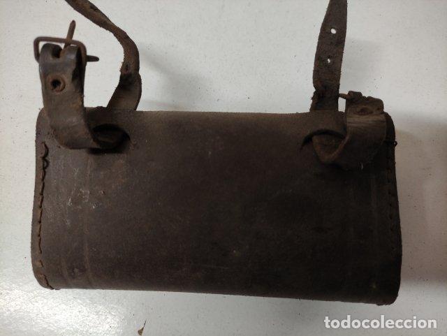 Antig&uuml;edades: ANTIGUA CARTERA DE BICI - Foto 2