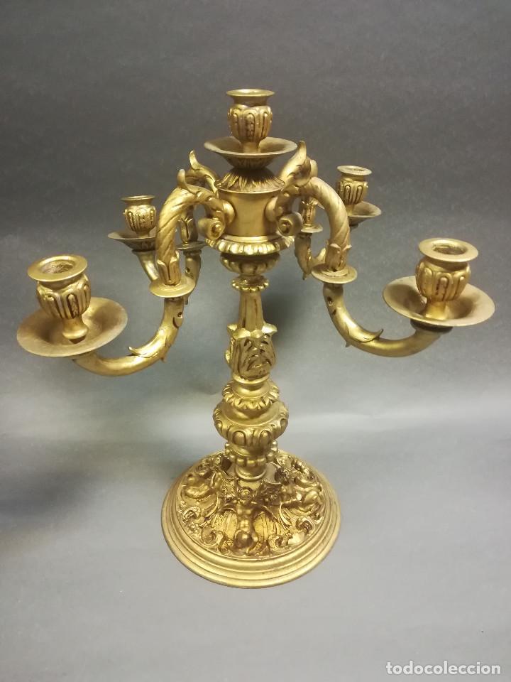 Antig&uuml;edades: CANDELABRO CALAMINA DORADA - Foto 1