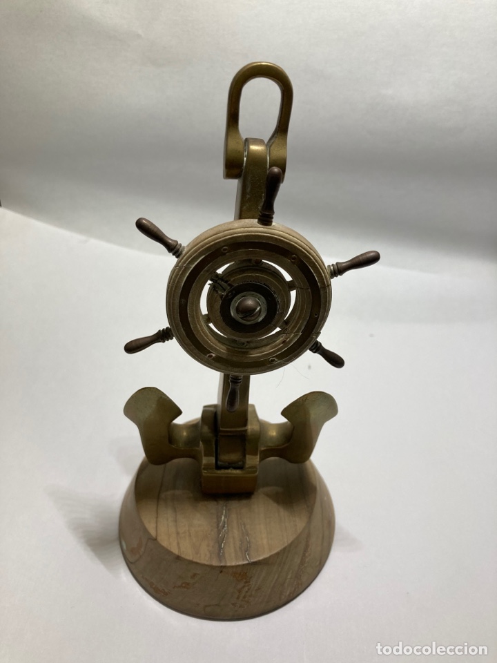 Antig&uuml;edades: Adorno Tim&oacute;n en bronce y peana 16x7cm - Foto 1