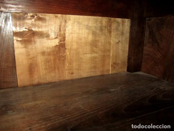 Antig&uuml;edades: Aparador rustico antiguo en roble - Foto 8
