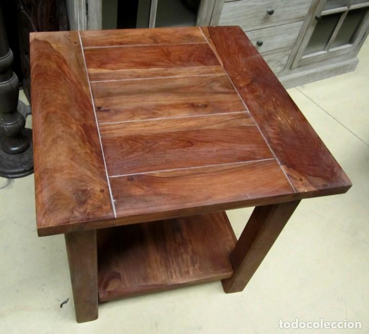 Antig&uuml;edades: Mesa auxiliar estilo colonial en madera de palisandro - Foto 6
