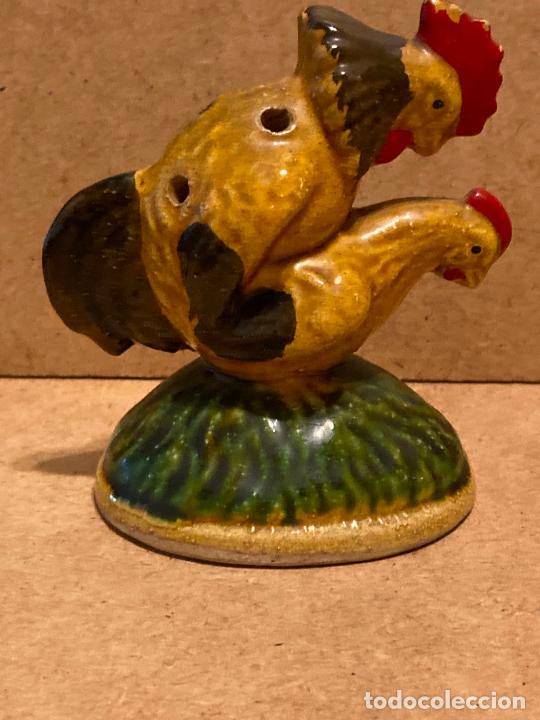 Antig&uuml;edades: Palillero gallo copulando - Foto 1