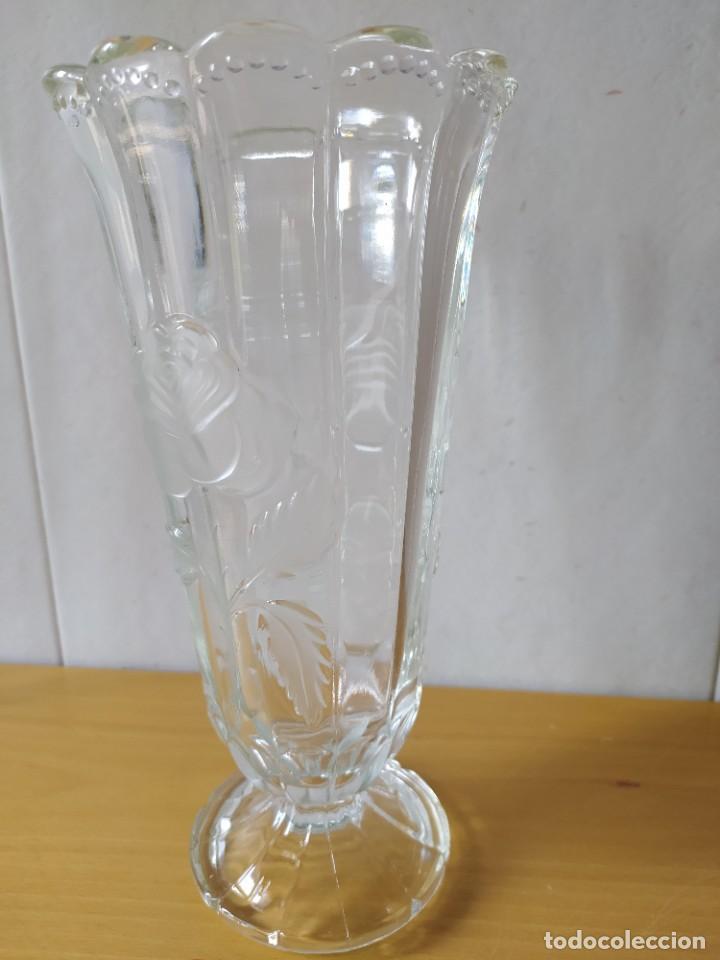 Antig&uuml;edades: ANTIGUO FLORERO CRISTAL, 23 CMS, 1 KILO. - Foto 4