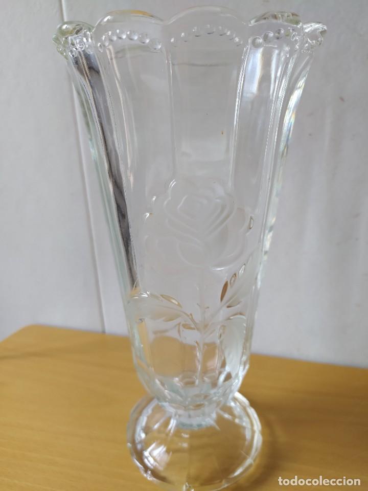 Antig&uuml;edades: ANTIGUO FLORERO CRISTAL, 23 CMS, 1 KILO. - Foto 5