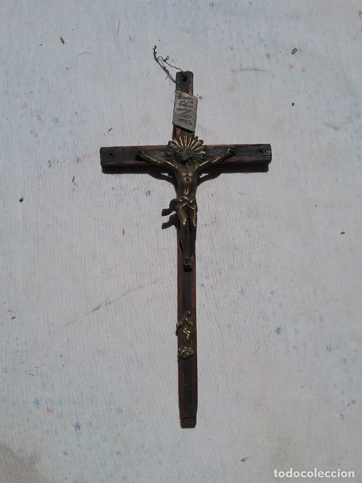 Antig&uuml;edades: Crucifijo - Foto 1