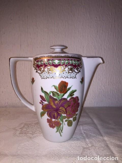 Antig&uuml;edades: Cafetera de porcelana Vizavi - Foto 1