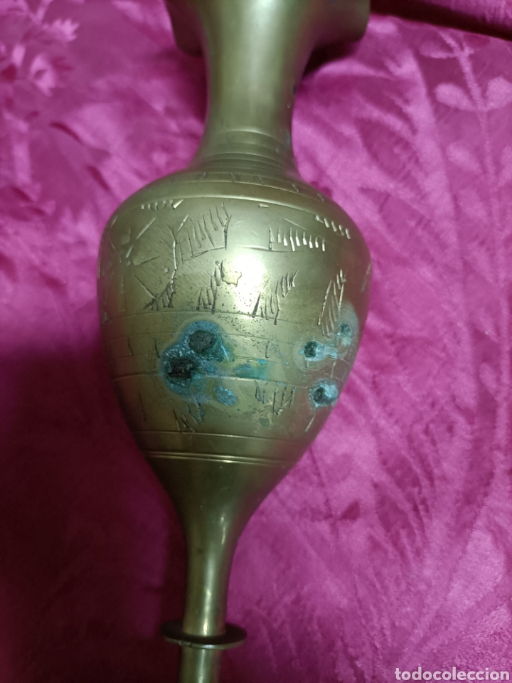 Antig&uuml;edades: Jarroncito bronce. 19 cms - Foto 2