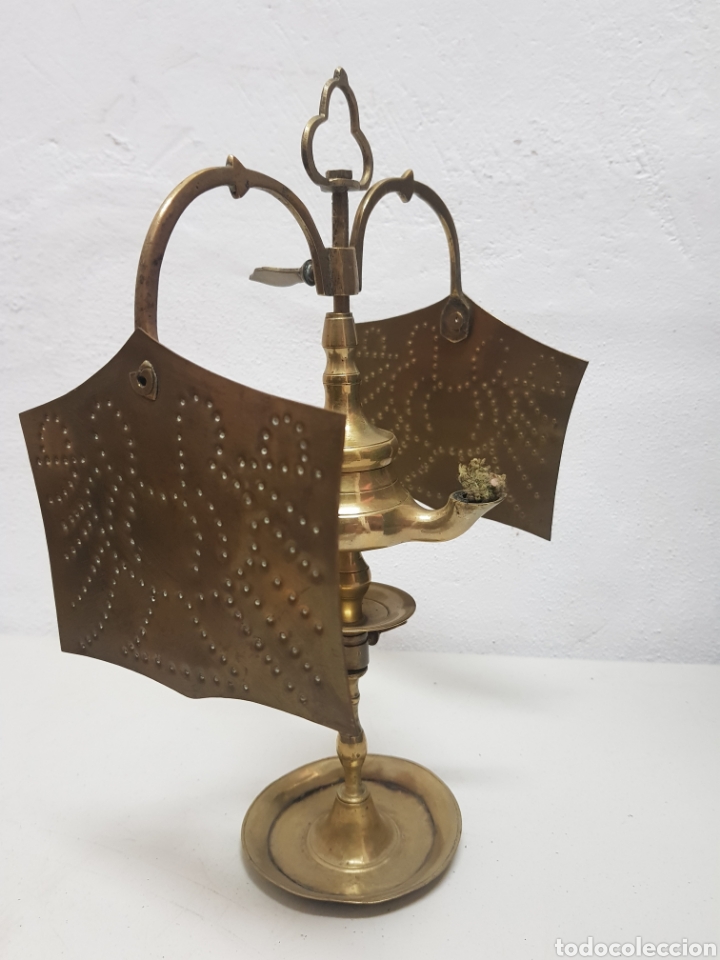 Antig&uuml;edades: Lampara de aceite de bronce - Foto 2