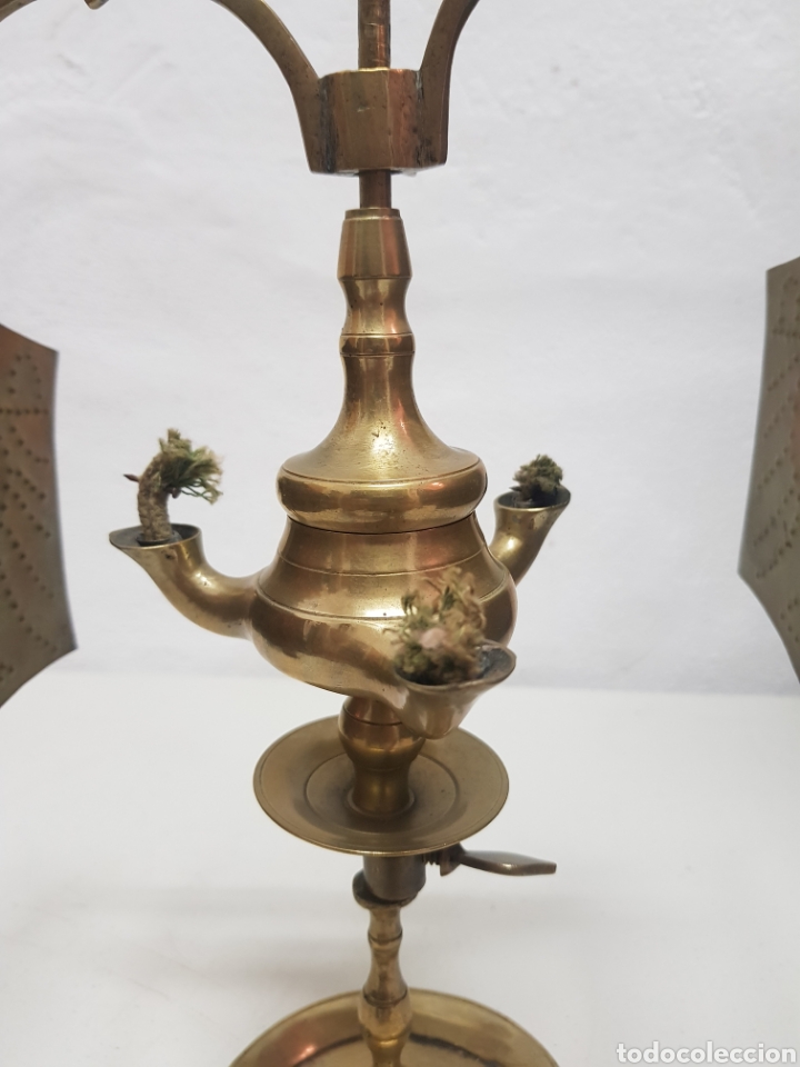 Antig&uuml;edades: Lampara de aceite de bronce - Foto 3