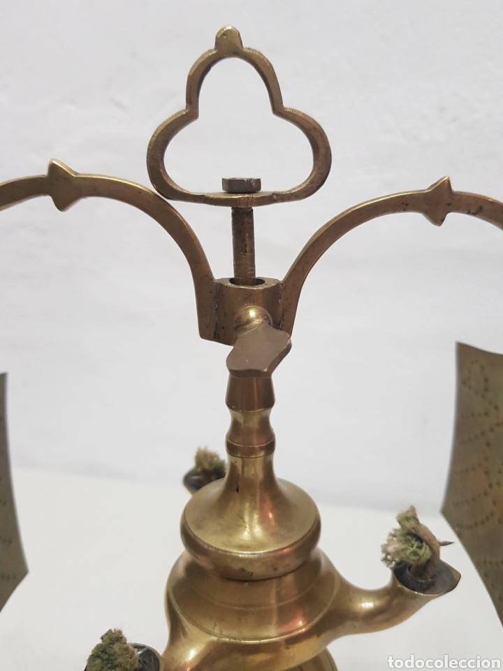 Antig&uuml;edades: Lampara de aceite de bronce - Foto 5