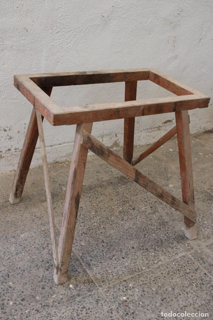 Antig&uuml;edades: banqueta soporte pie de barril - Foto 5