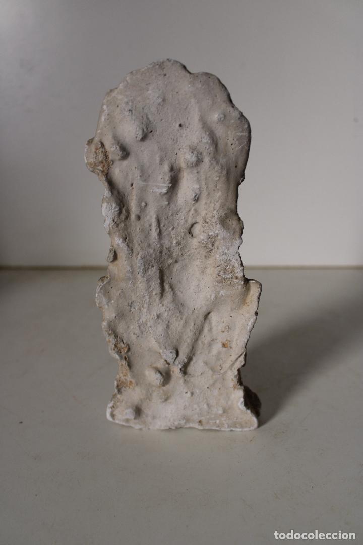 Antig&uuml;edades: figura busto de mujer - Foto 3