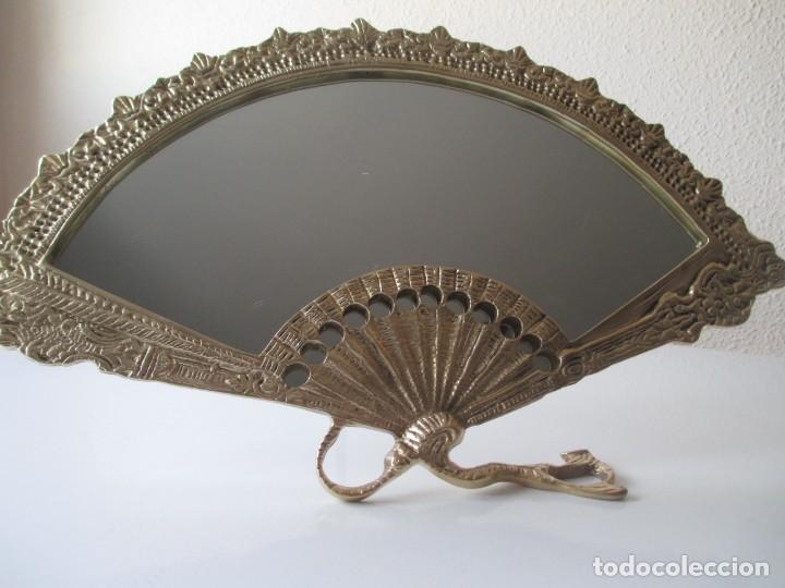 Antig&uuml;edades: ESPEJO ABANICO DE BRONCE - Foto 2