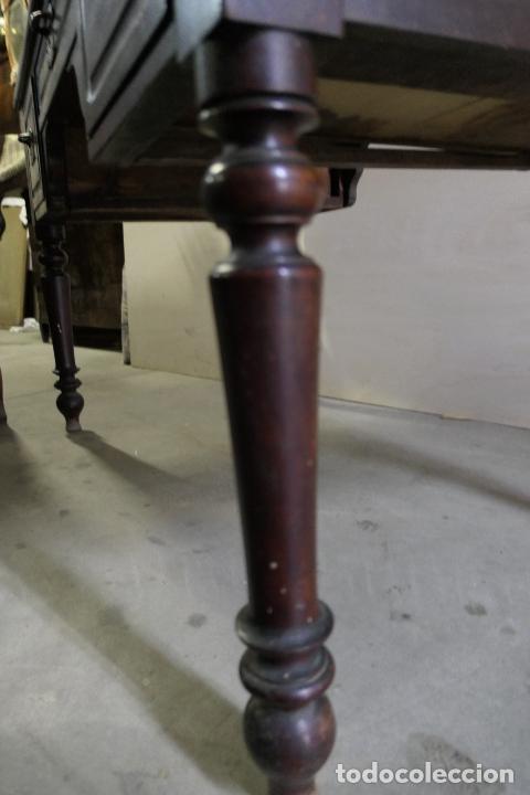 Antig&uuml;edades: Antiguo escritorio de la ditada. Madera caoba - Foto 5