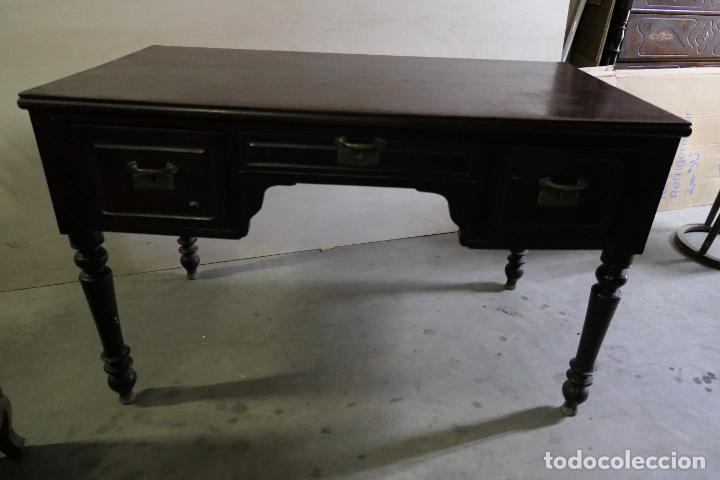 Antig&uuml;edades: Antiguo escritorio de la ditada. Madera caoba - Foto 6