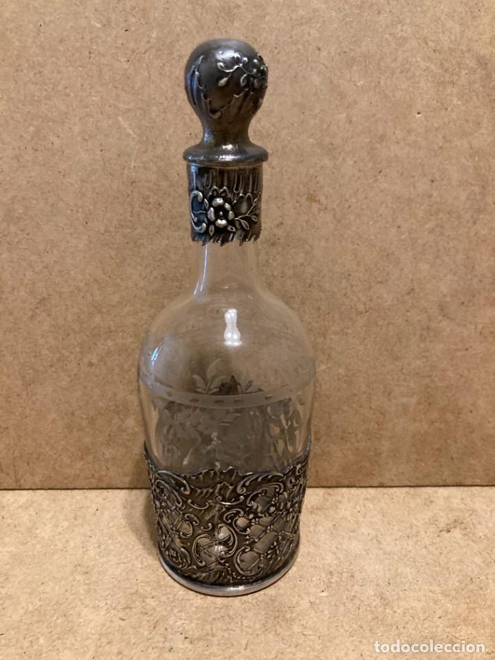 Antig&uuml;edades: Botella alemana con plata - Foto 3