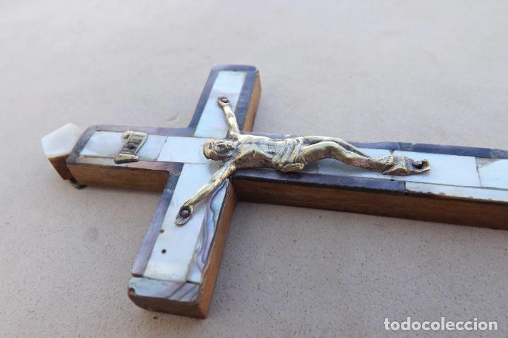Antig&uuml;edades: CRUZ DE JERUSALEN DE MADERA Y NACAR - Foto 5