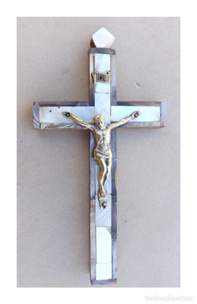 Antig&uuml;edades: CRUZ DE JERUSALEN DE MADERA Y NACAR - Foto 1