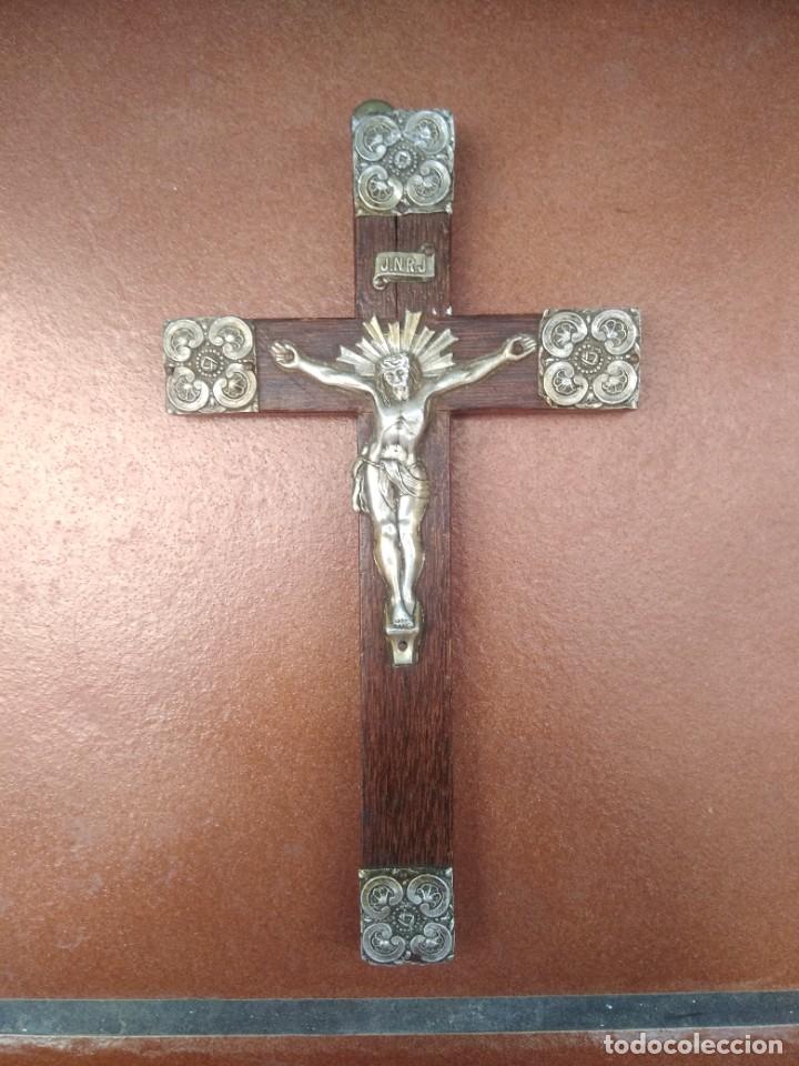 Antig&uuml;edades: Antiguo crucifijo - Foto 1