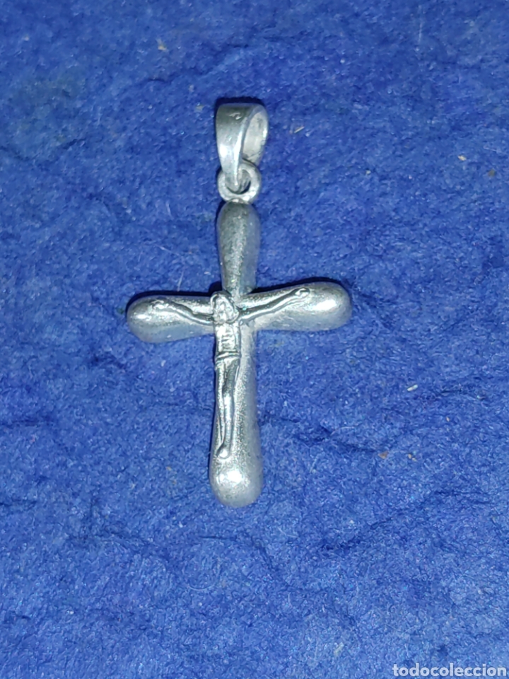 Antig&uuml;edades: Cruz maciza de plata 925 contrastada. - Foto 1