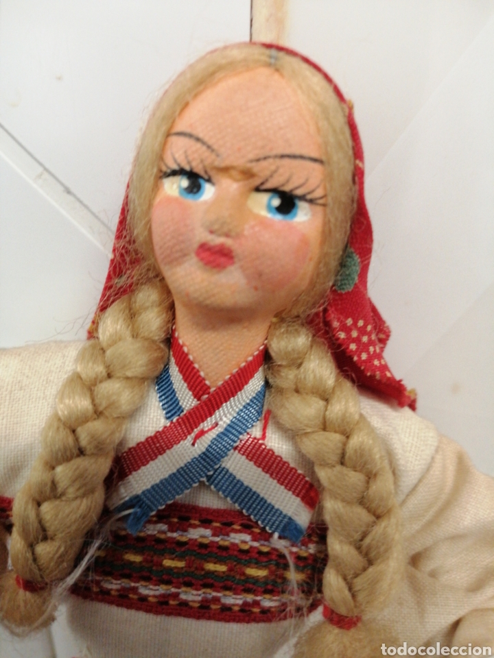 Antig&uuml;edades: Mu&ntilde;eca d fieltro regional - Foto 2
