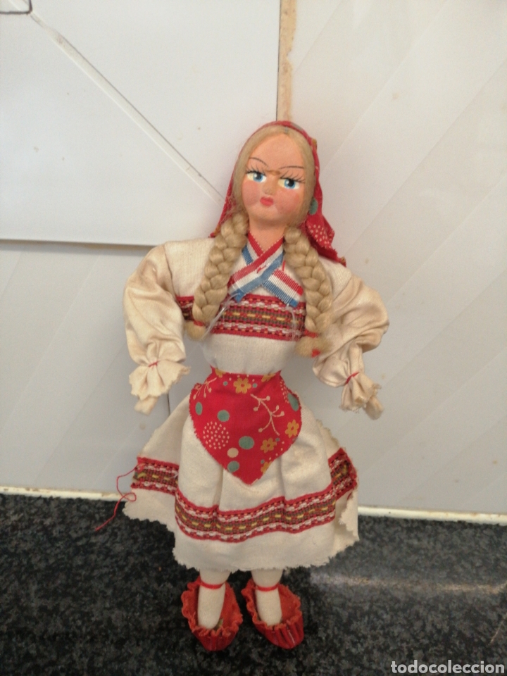 Antig&uuml;edades: Mu&ntilde;eca d fieltro regional - Foto 1