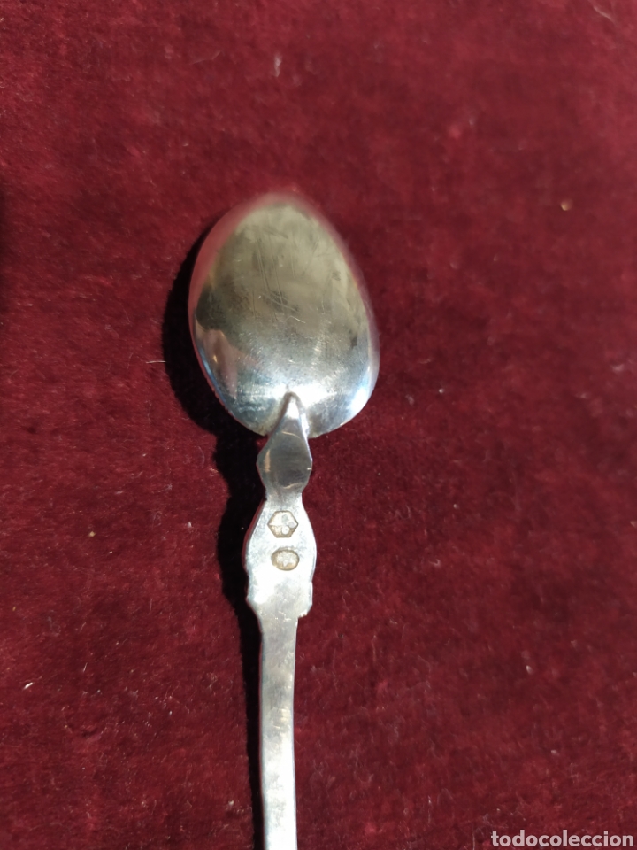 Antig&uuml;edades: Cucharilla de plata con escudo Valencia - Foto 2